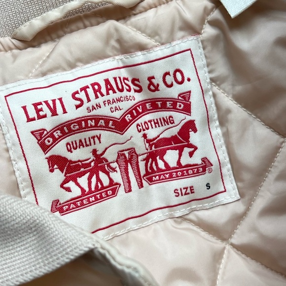 Levi's After School tan oversized Varsity Jacket, size Small - Picture 3 of 6